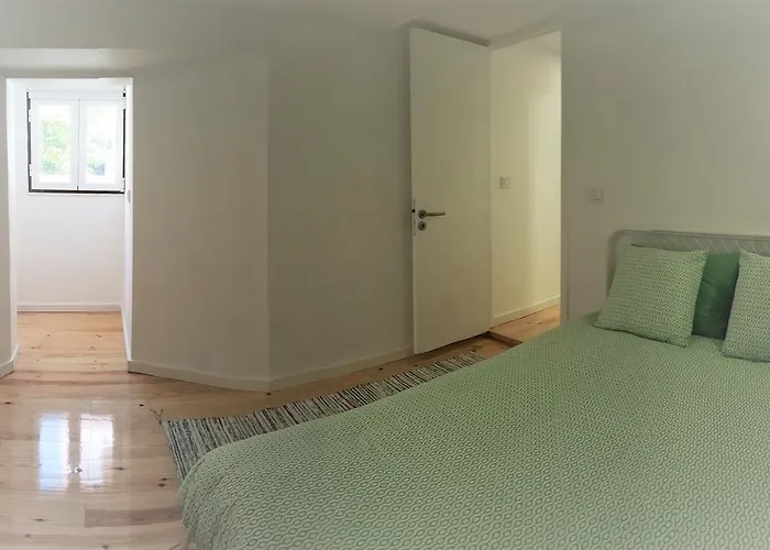 In Alfama شقة
